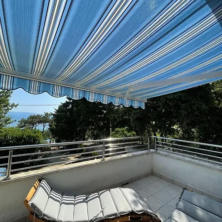 Del Mar Apartment